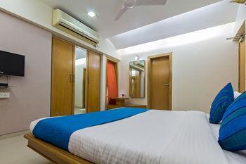 Zo Rooms Worli Seaface Malad Exterior photo